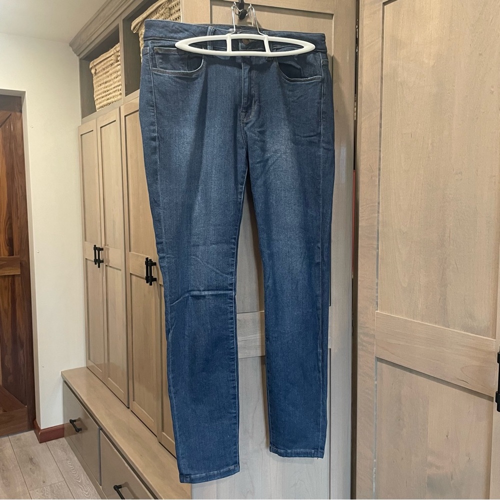 Just USA Skinny Jeans. Like new.